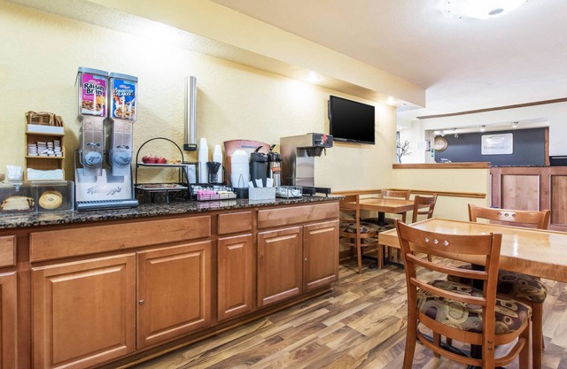 Econo Lodge