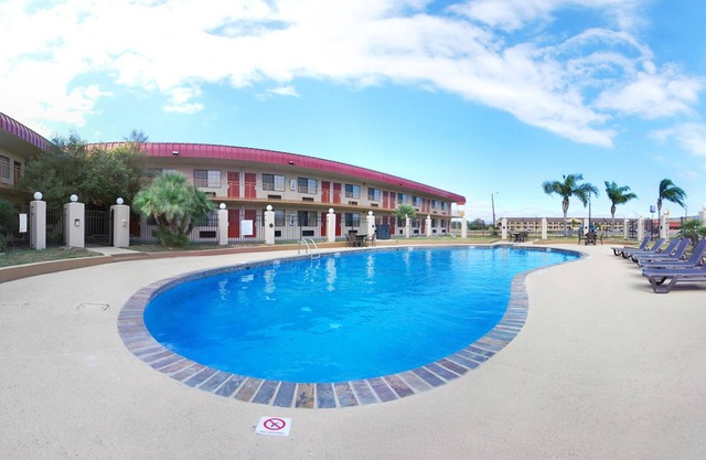 Econo Lodge Kingsville