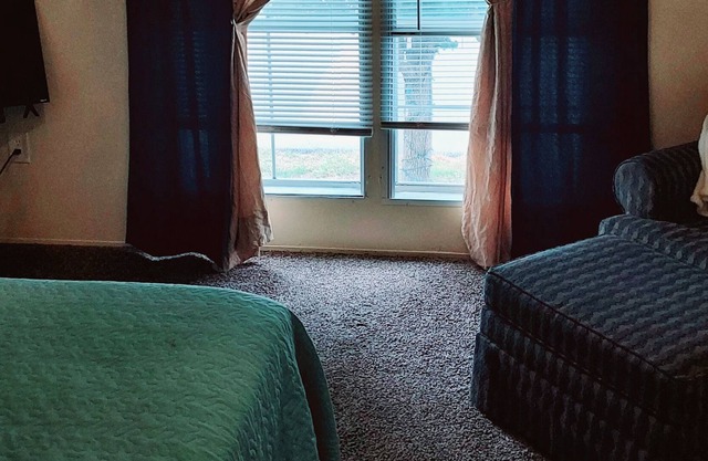 Economical Quite single room