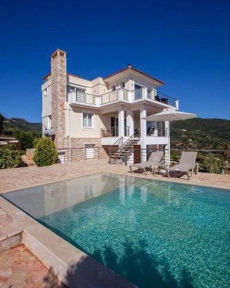 Eden Hill Luxury Villa with Pool in Monemvasia