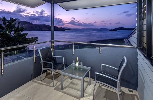 Edge 16 Hamilton Island Absolute Waterfront propriété de luxe avec voiturette de golf