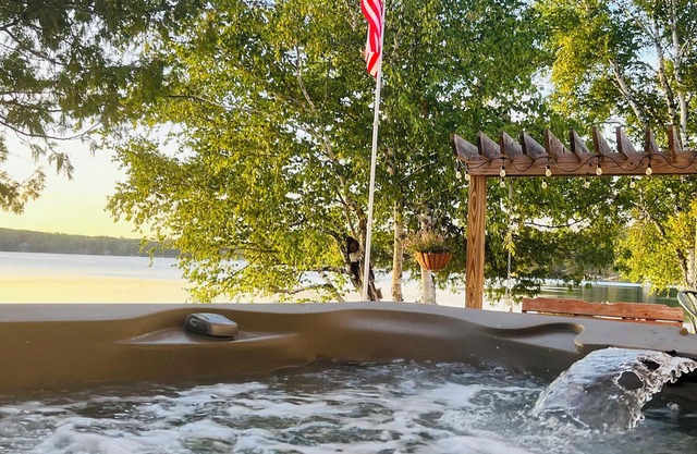 Edgewater at Long Lake - Jacuzzi/fireplace/pet friendly/chefs kitchen