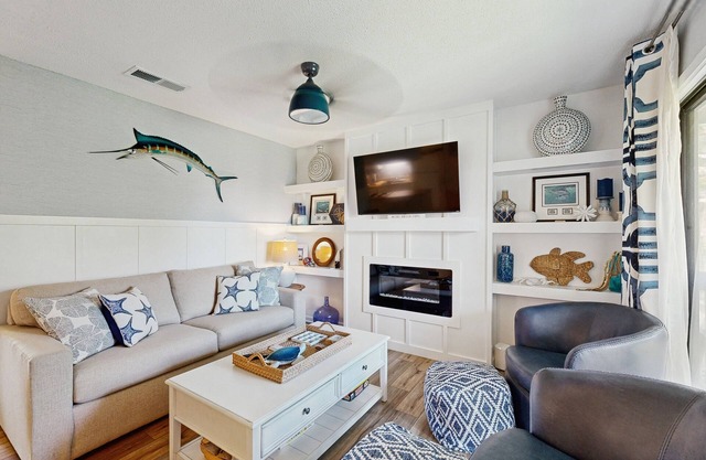 Edisto condo with close proximity to beach & restaurants
