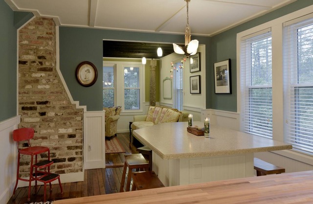 Edisto Escape- Creekfront Farmhouse