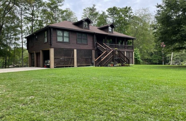 Edisto River Waterfront Cabin in Saint George