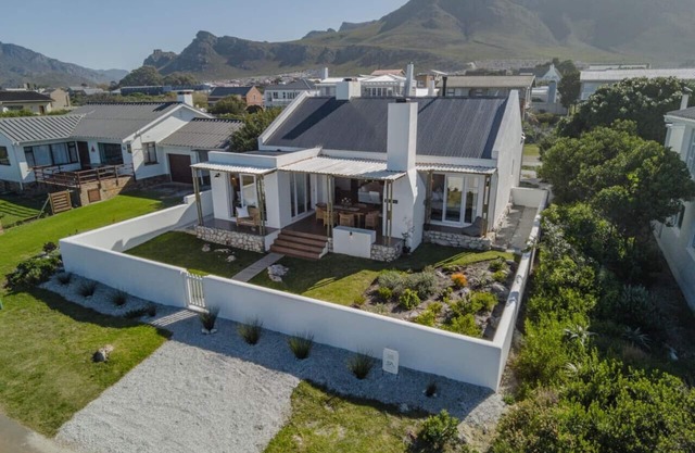 Efcharisto Seaside Cottage - Lower Beach Road