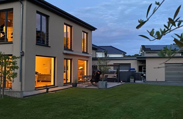 Eifel-Mosel-Hideaway, vacation home - vacation home with outdoor pool, hot-tub