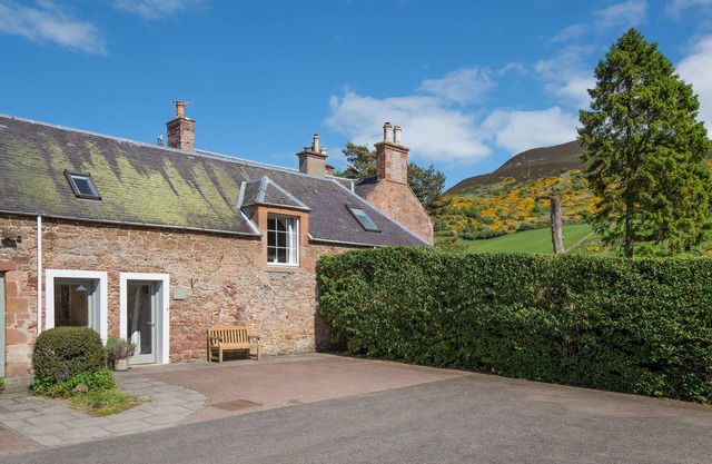 Eildon Holiday Cottages - The Granary - confortable chalet de niveau sup��rieur - 4 personnes - à deux minutes de Melros