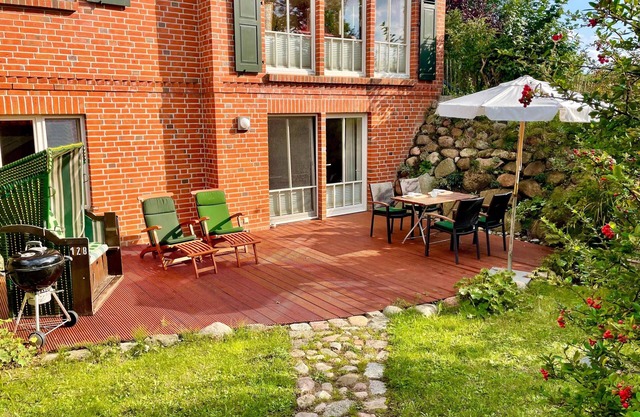 Un jet de pierre de la plage de la mer Baltique: Appartement Martha avec terrasse