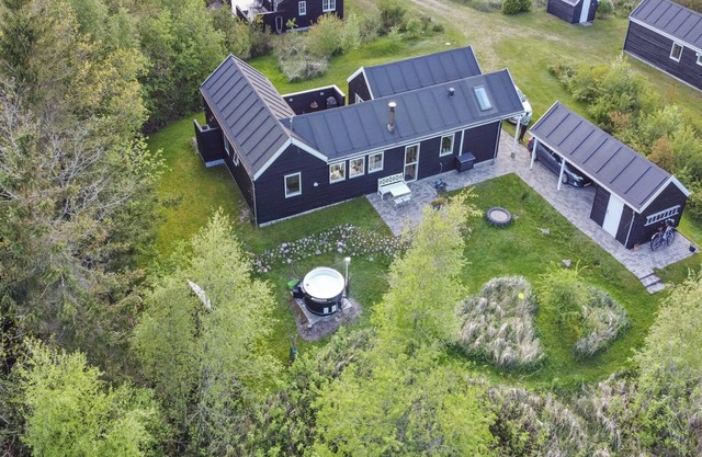 "Eireen" - 600m to the inlet by Interhome