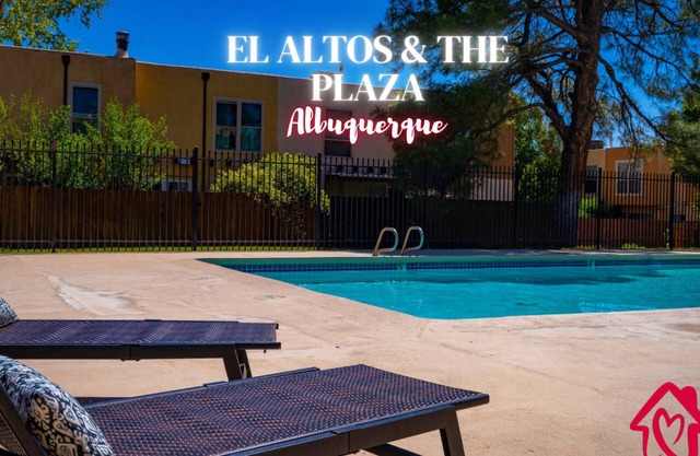 EL Altos & The Plaza - 2 maisons 1 propriété