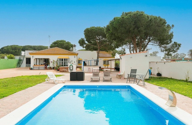 El Coto - Villa Con Piscina Privada. Wifi Gratis