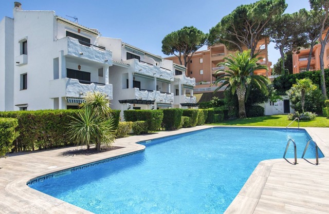 El Goto by Interhome
