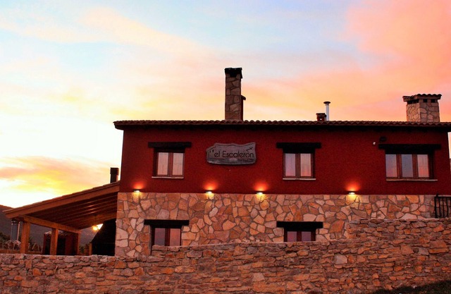 Maison El Escalerón I | Hébergement Pena Rubia. Patio, cheminée et barbecue