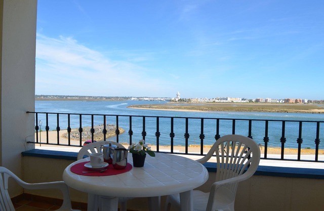 EL FARO 2 45 - Trois Chambres Appartement, Couchages 7