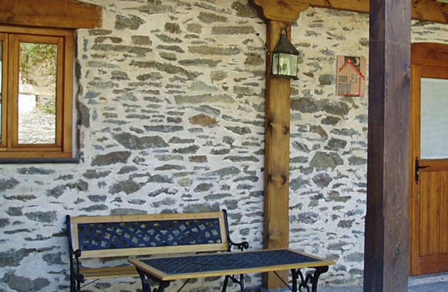 El Llao, chalet confortable pour 2/4 personnes avec cheminée.
