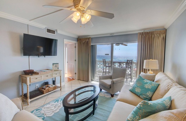2BR / 2BA - Golfe avant avec de belles vues sur le golfe et la piscine