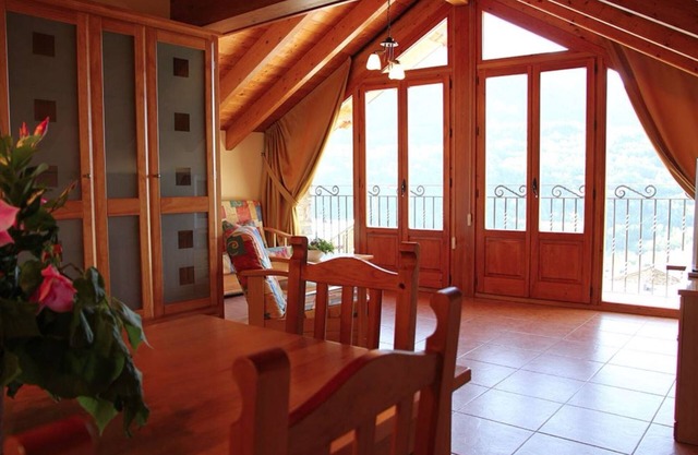 Haystack Alto, Maison Chuanon