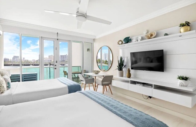 EL SOL OCEAN VIEW / EXCLUSIVE