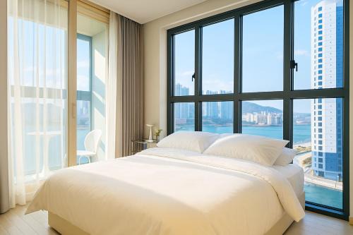 EL Stay Hotel Residence