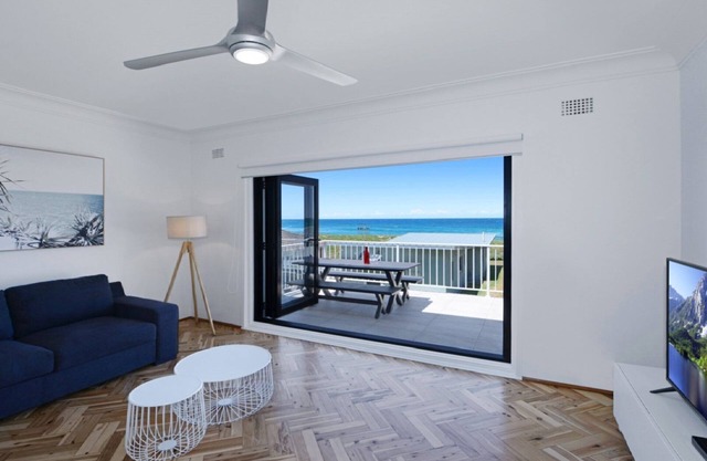 Elanora 3 - Fabulous views!