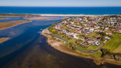 Elanora