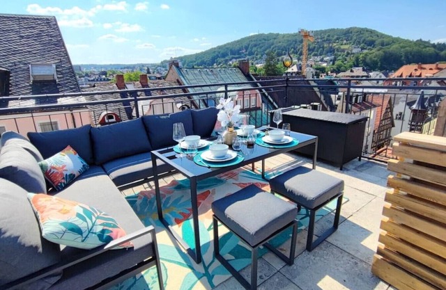 ELApart by Homely Stay - Loft mit Dachterrasse