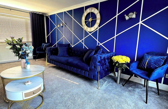 Elegant 3-Bedroom Sleeps 6 Fully Equipped|Families,NHS&Business Contractors
