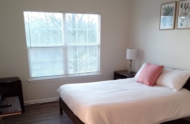 Elegant 4 bedroom family size home about 5 minutes drive from shopping center.