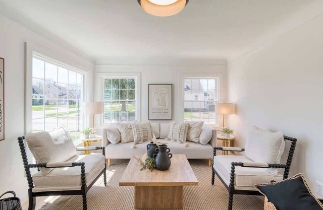 Elegant 4BR w/Deck & Office