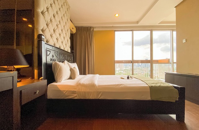 Elegant and Spacious Studio at Kemang Mansion Apartment
