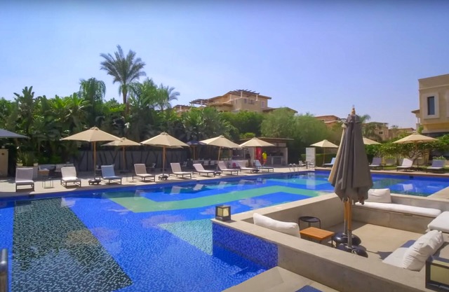 Elegant apartment with Garden at Hydepark compound newcairo