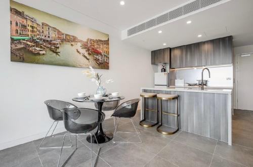 Elegant Art Deco Apartment World class building