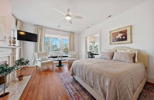 Elegant Boutique Condo Downtown Sandusky