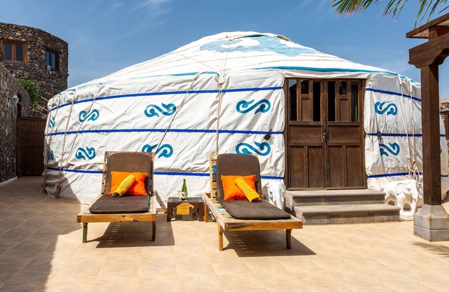 Eco Yurt Royale, proche de la plage, idéale pour les familles/couples