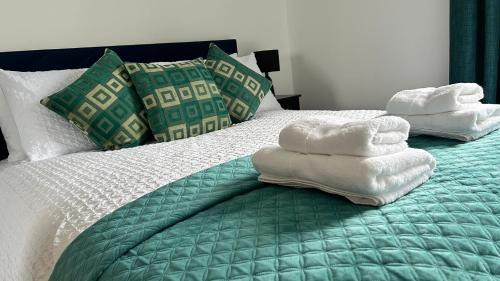 Elegant Modern 2-Bed Apartment in the heart of Belfast