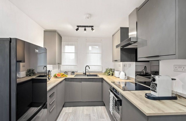 Elegant Suburban Apartment