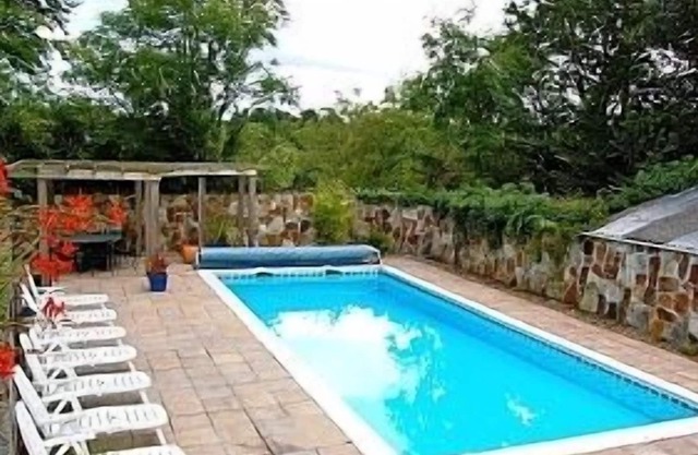 Elegantly Refurbished Cornish Farmhouse With Heated Swimming Pool