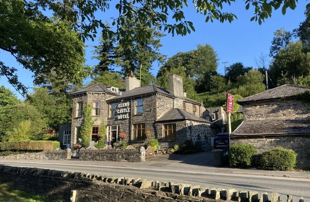 Elen's Castle Hotel