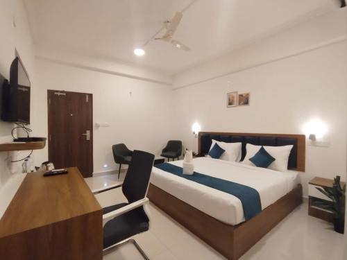 Elite Hotel HITECH