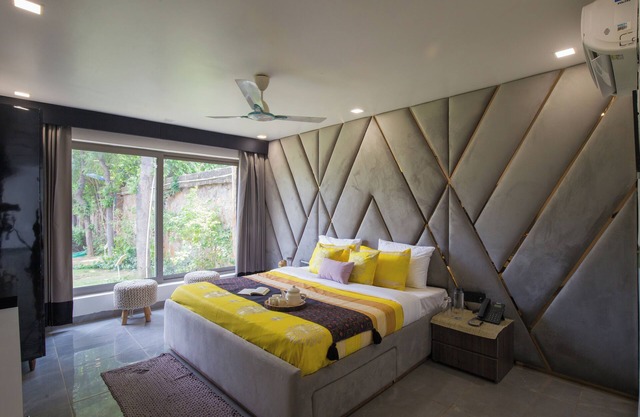 ELIVAAS 5-BHK with Luxe Mudhouses, Tents, Pond & Pvt Pool | Kaimalgarh Farmstay