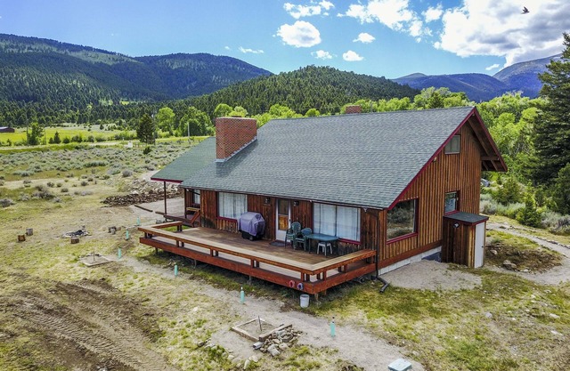 Chalet de charme rustique à la racine Montagnes tabac