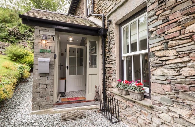 Eller Close House