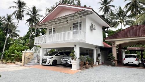 Ellie`z Abra Homestay