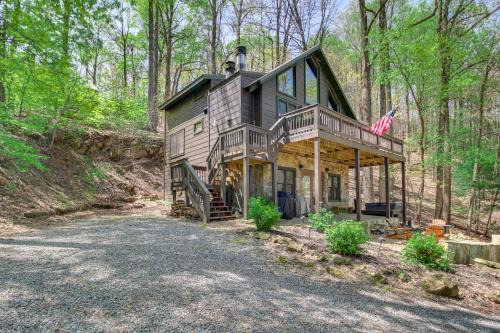 Ellijay Cabin 7 Mi to Dtwn Hot Tub and Mtn Views