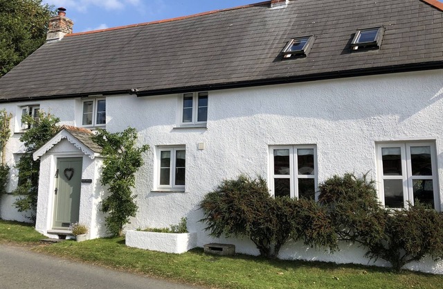 Elm Cottage, KILKHAMPTON