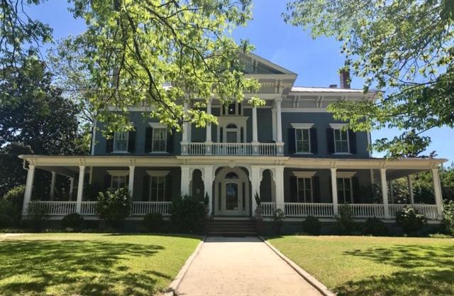 Elmwood 1820 Bed & Breakfast Inn