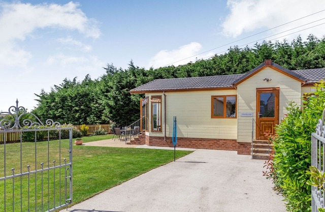 Elworthy Lodge, SOUTH MOLTON