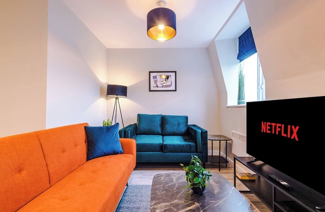 1 Bold St - Modern 2 Bed Flat in Southport Centre