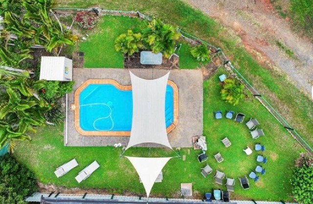 Elysium Retreat & Stays